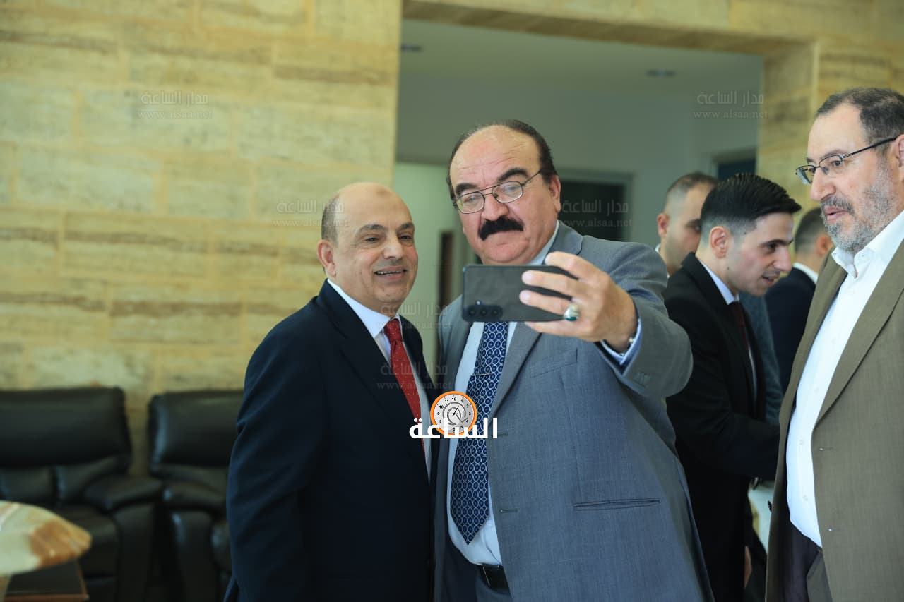 Madar Al-Saa Images 0.6834066721811255