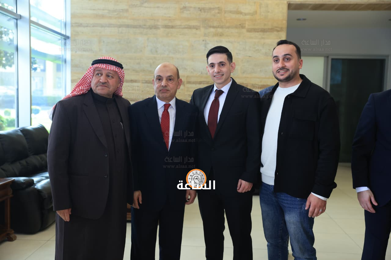 Madar Al-Saa Images 0.4374347414747428