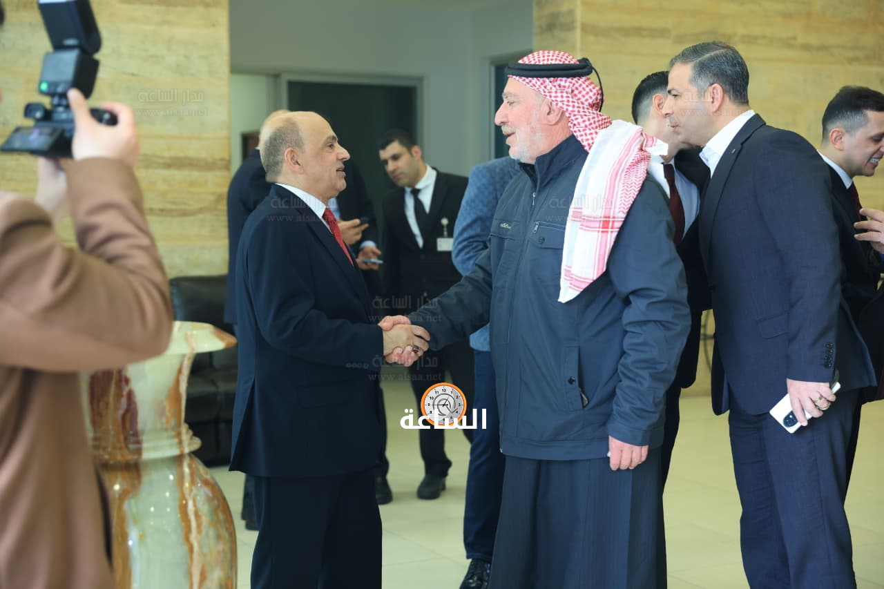 Madar Al-Saa Images 0.25902627964675407