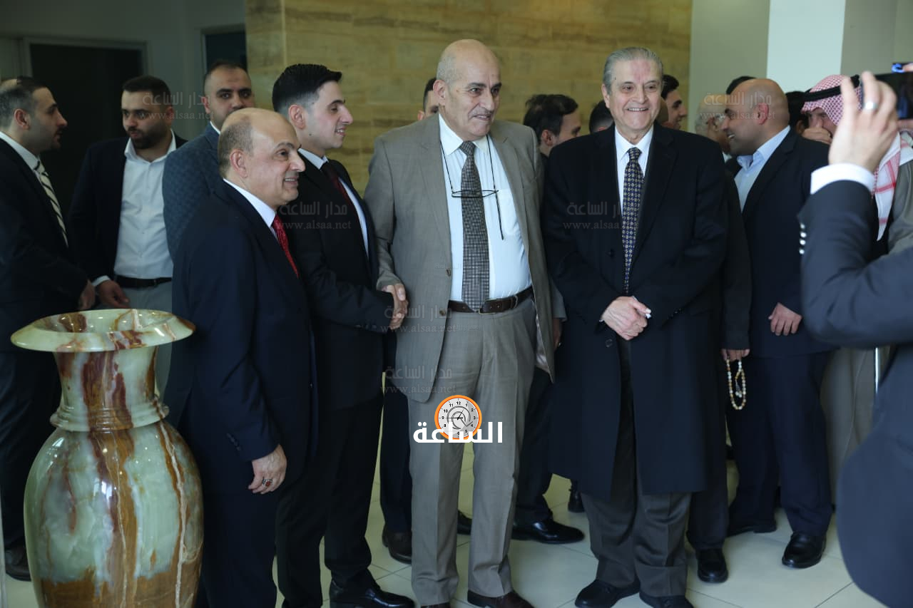 Madar Al-Saa Images 0.500785047127779