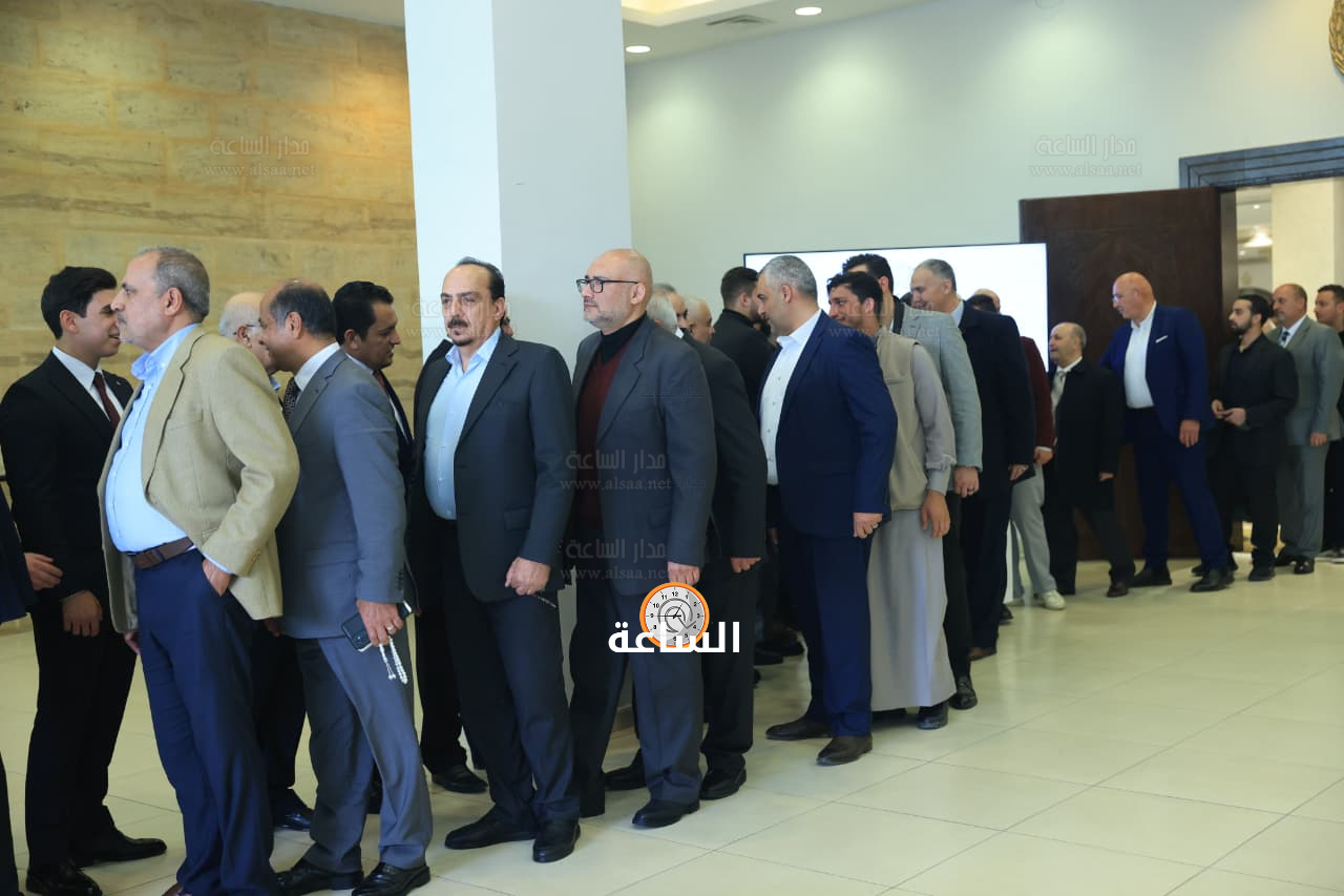 Madar Al-Saa Images 0.867418288606708