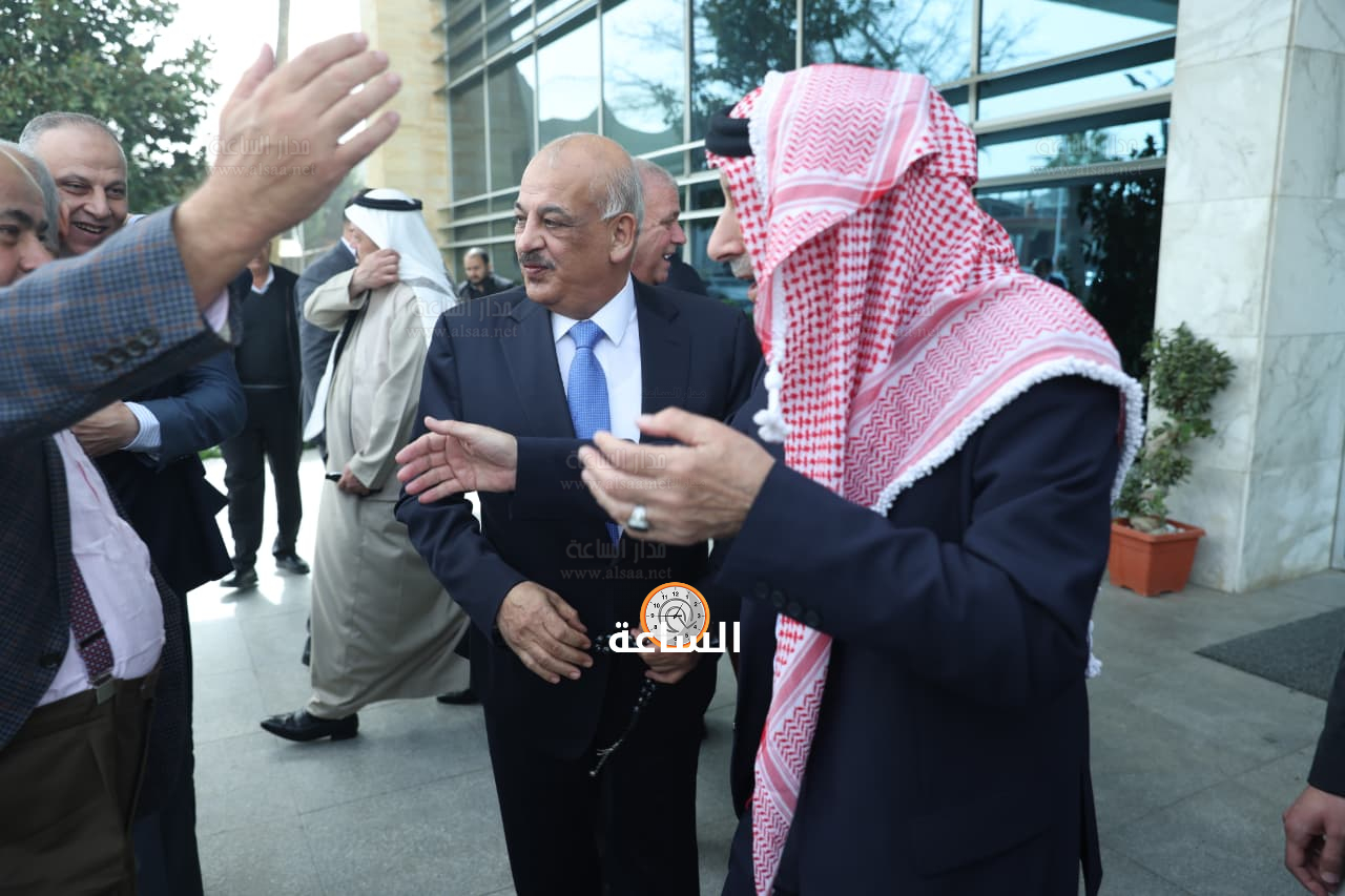 Madar Al-Saa Images 0.1717626811214581