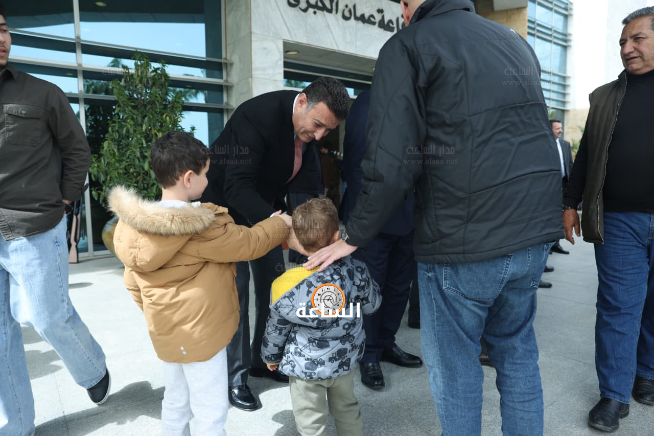 Madar Al-Saa Images 0.7629276733192668