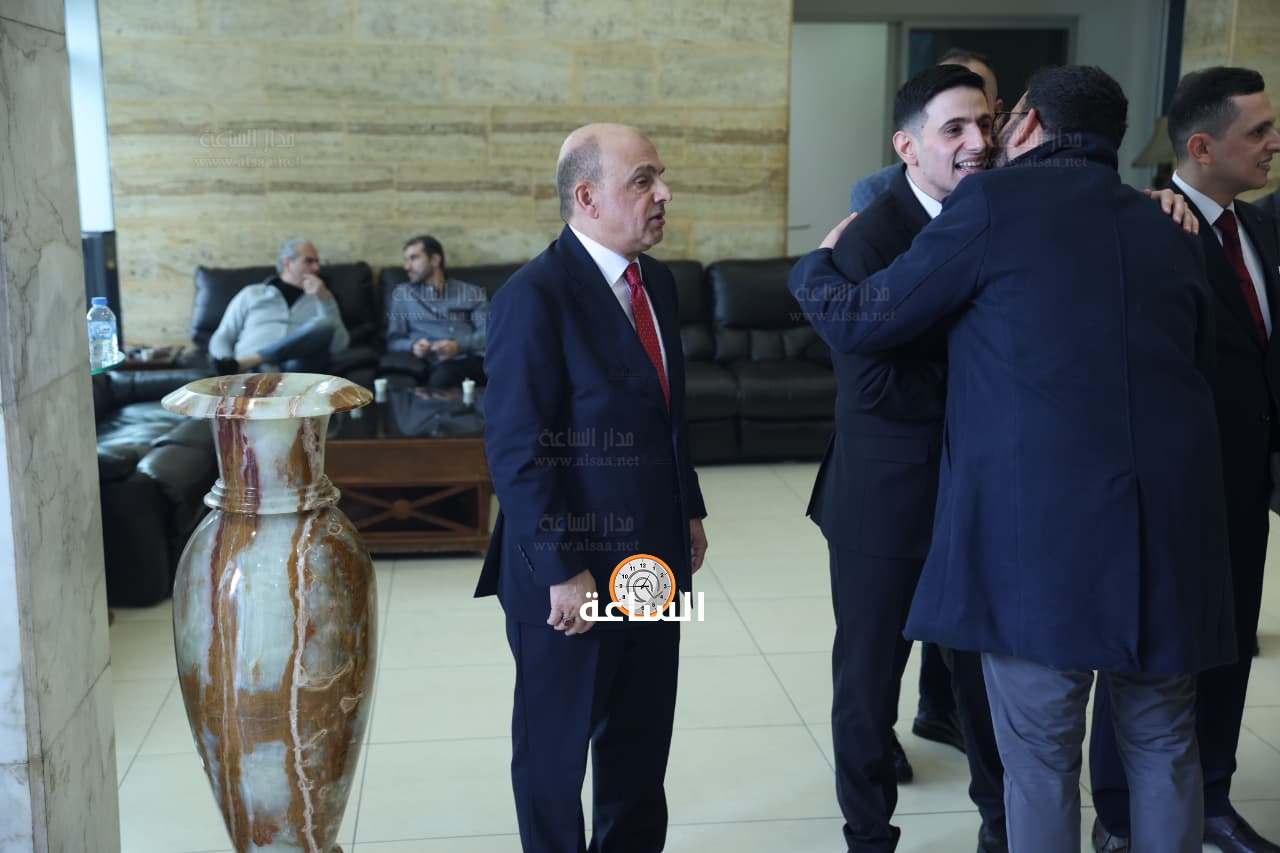 Madar Al-Saa Images 0.7024461886565787