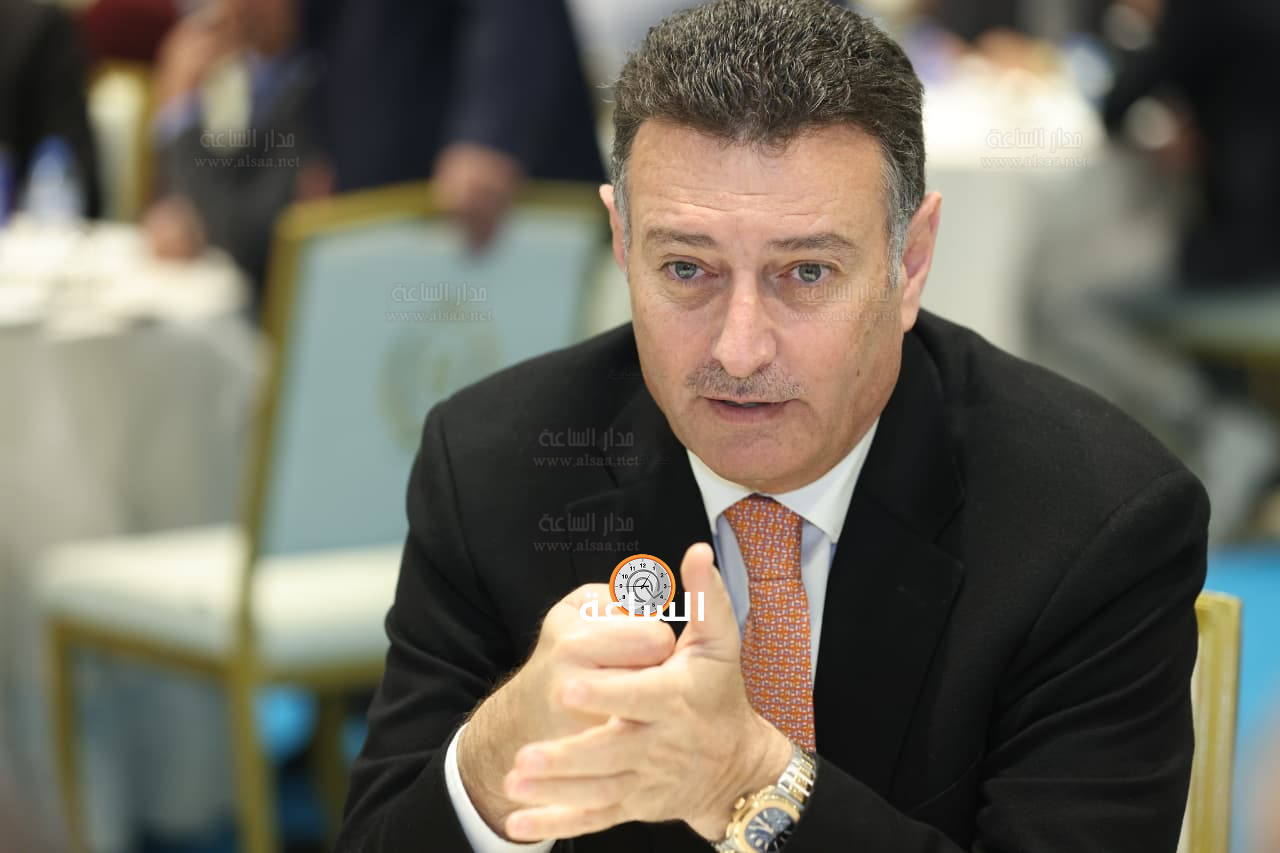 Madar Al-Saa Images 0.4773825725059171