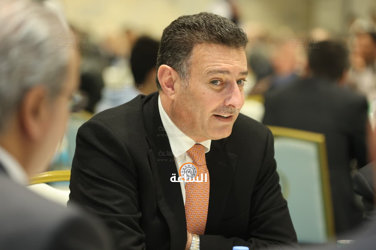 Madar Al-Saa Images 0.8891645839893676