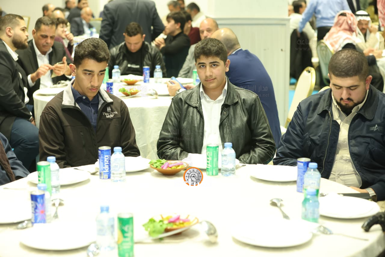 Madar Al-Saa Images 0.9890526910563268