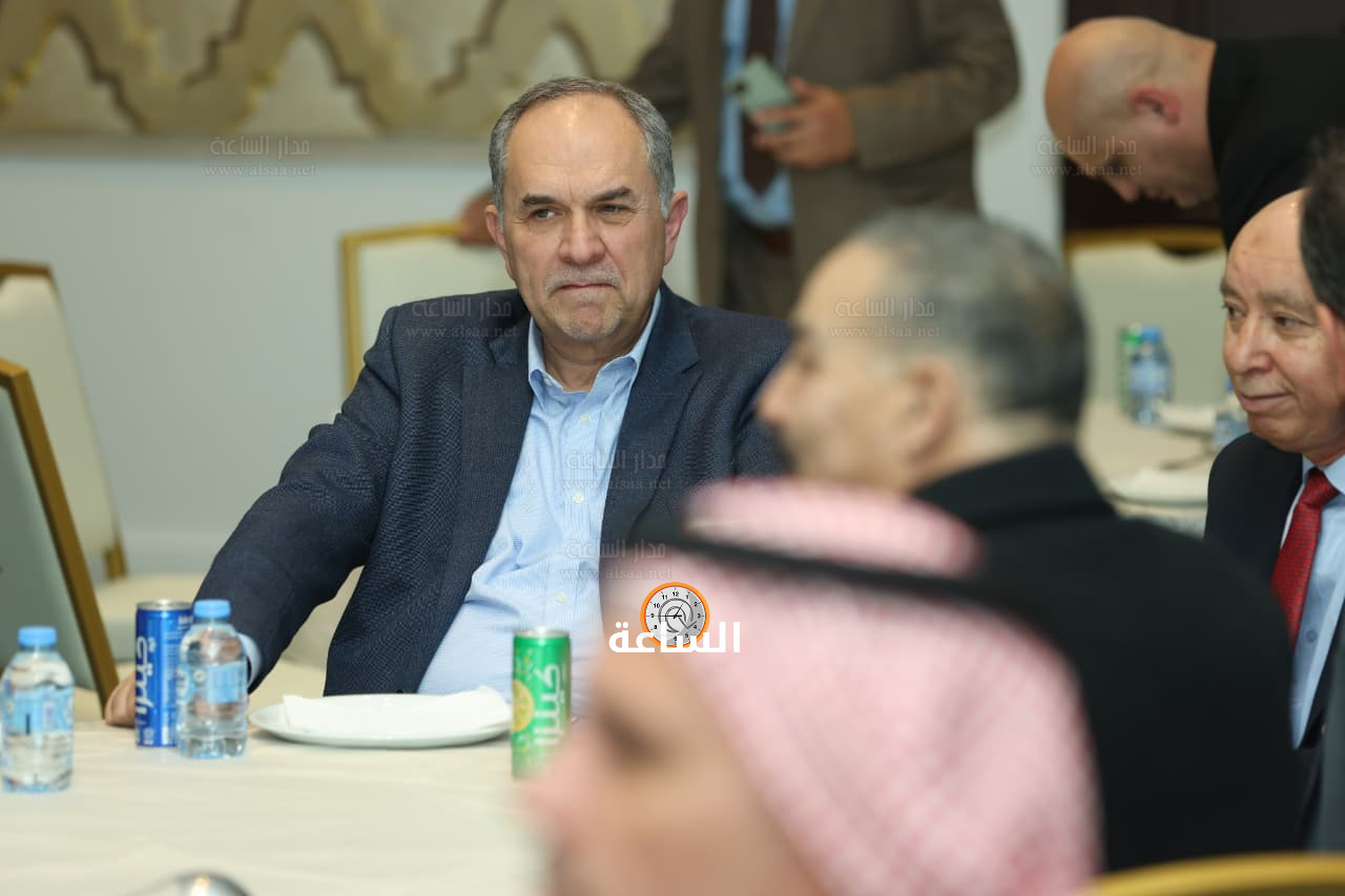 Madar Al-Saa Images 0.25471191037236396