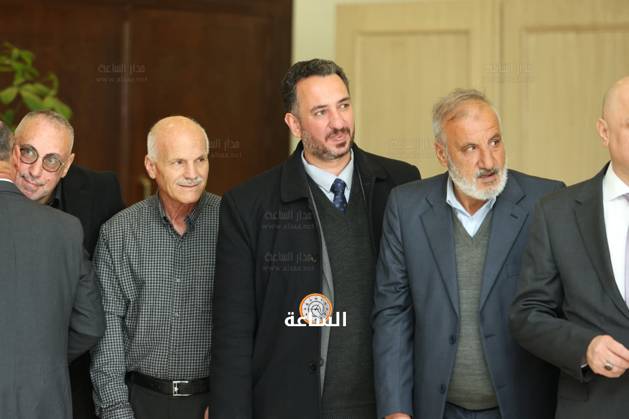 Madar Al-Saa Images 0.851668826624561