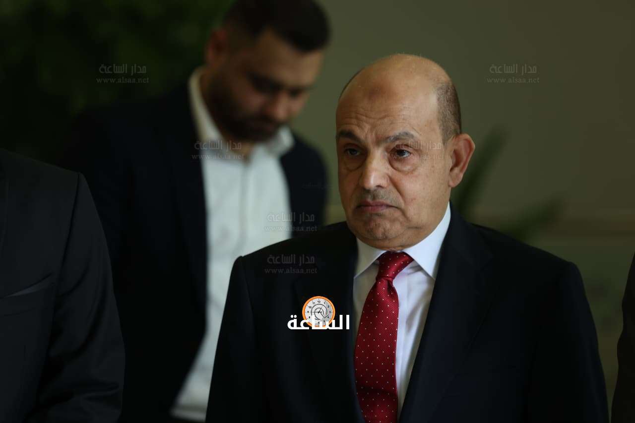 Madar Al-Saa Images 0.47005547461304964