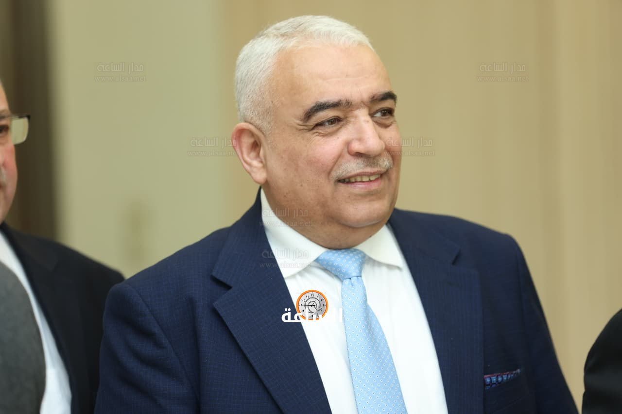 Madar Al-Saa Images 0.42318515255163824