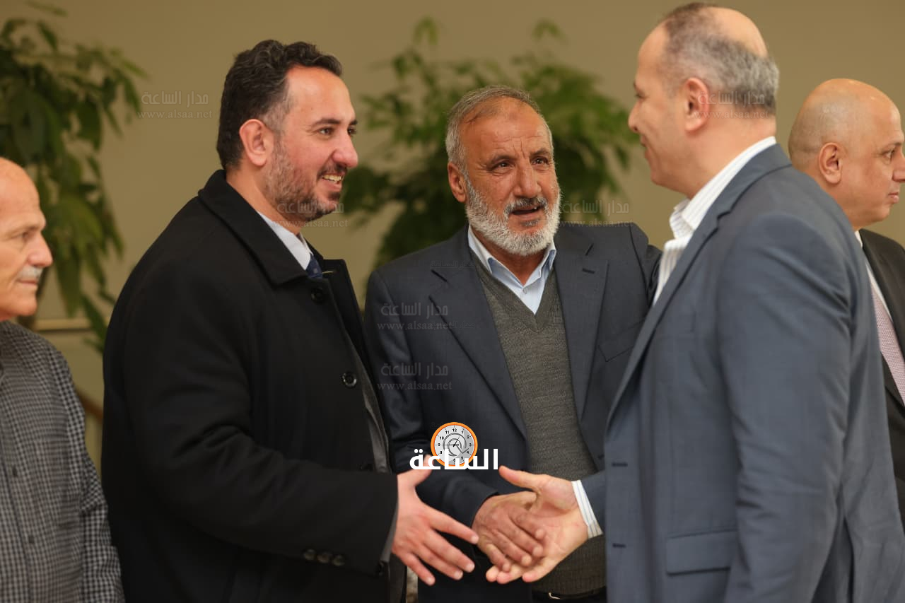 Madar Al-Saa Images 0.8472523439285488