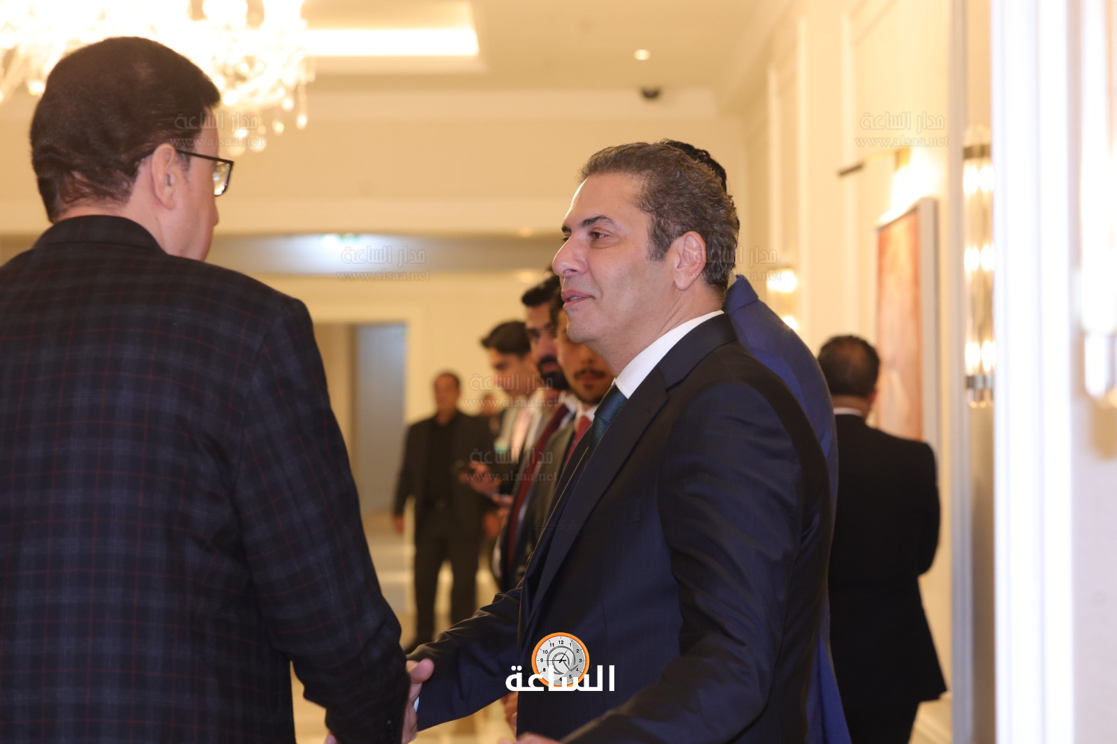 Madar Al-Saa Images 0.11627543065044077