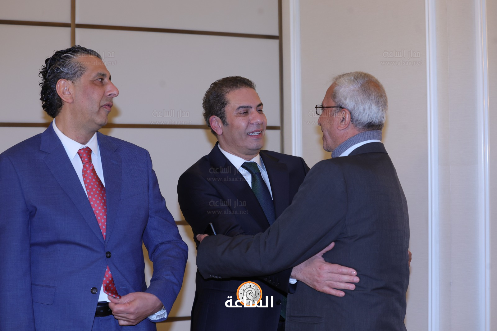 Madar Al-Saa Images 0.15539897736161534