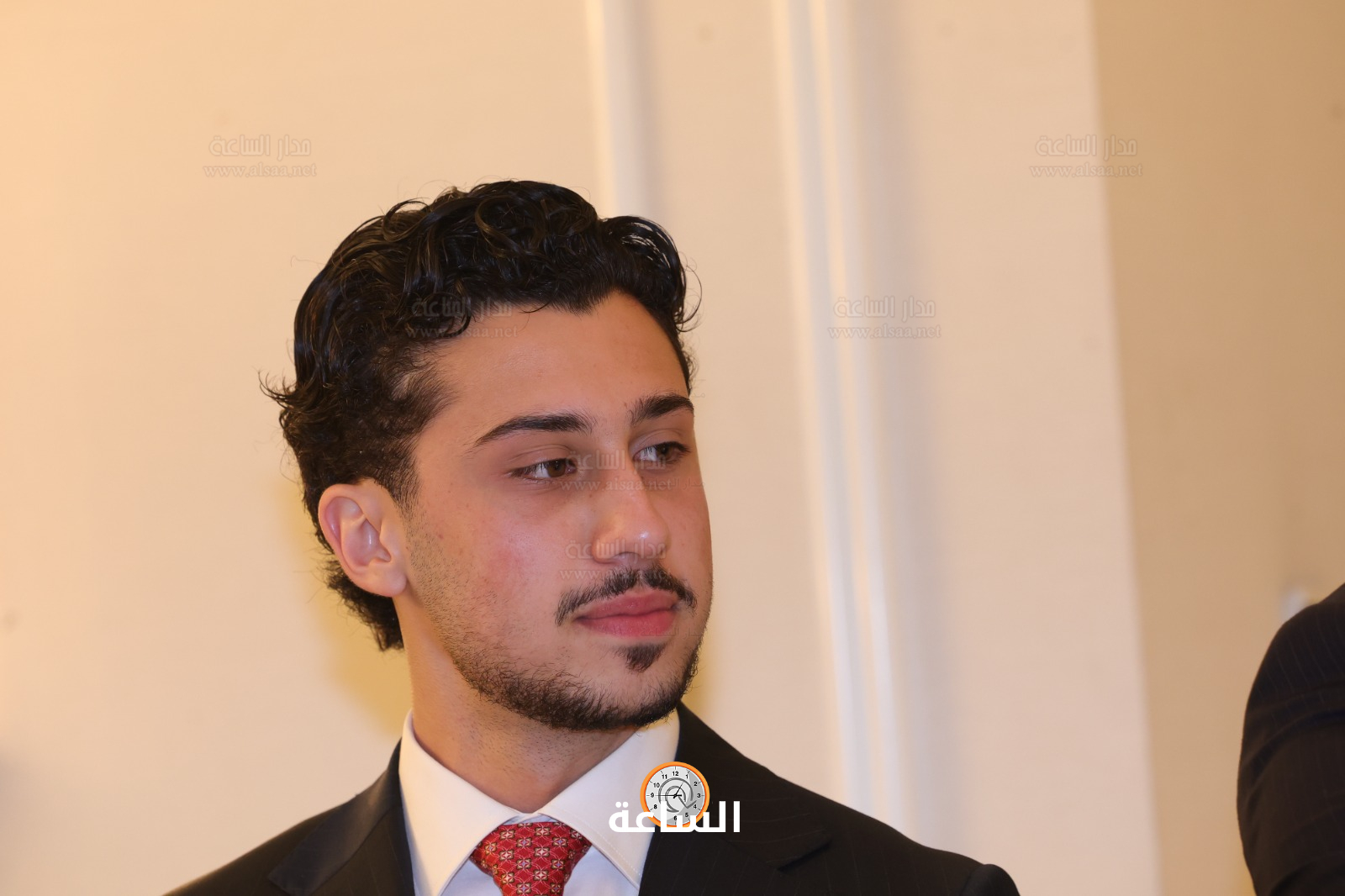 Madar Al-Saa Images 0.4104676009369632