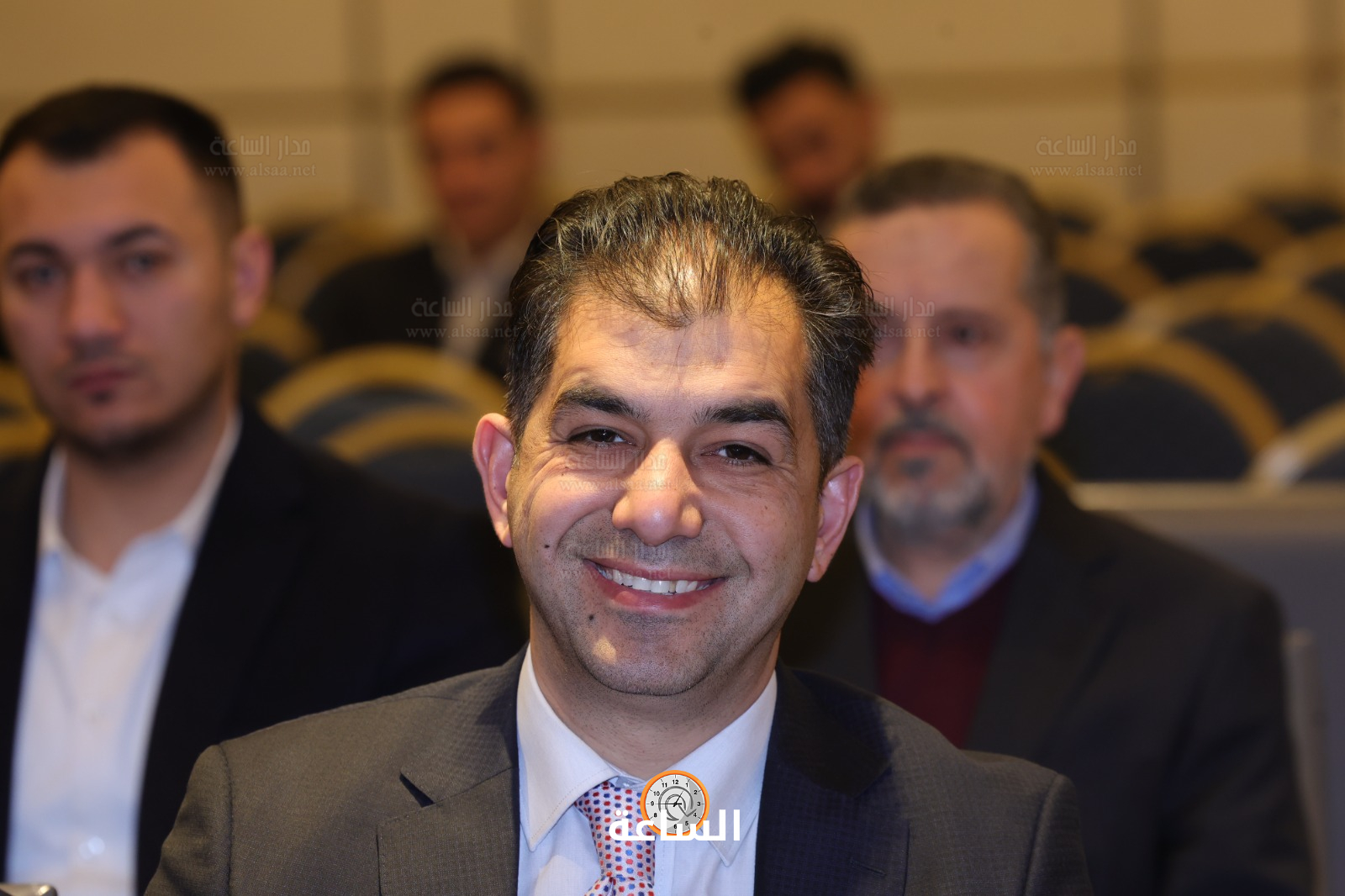 Madar Al-Saa Images 0.061971288412551284