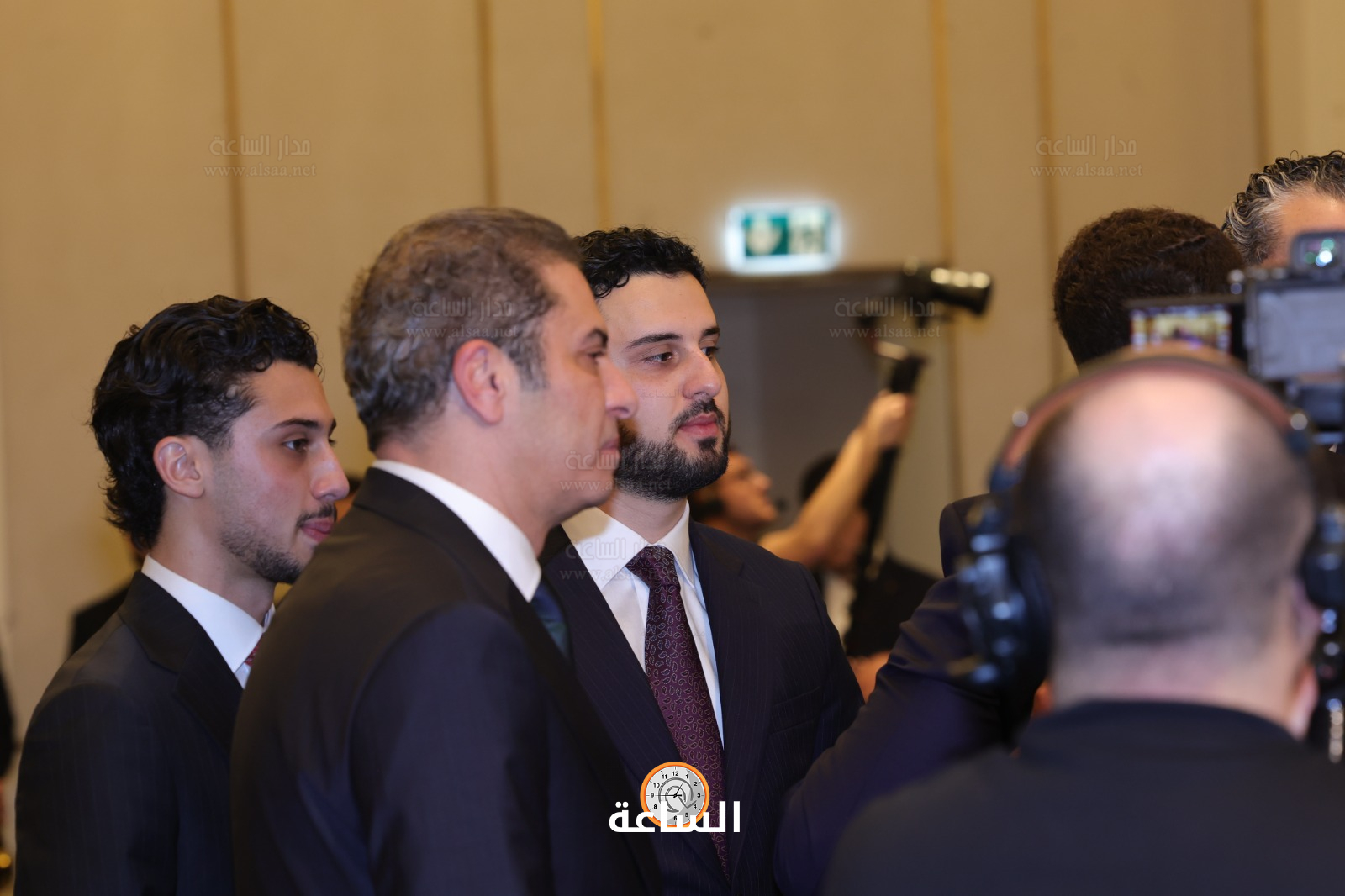 Madar Al-Saa Images 0.6349339232341478