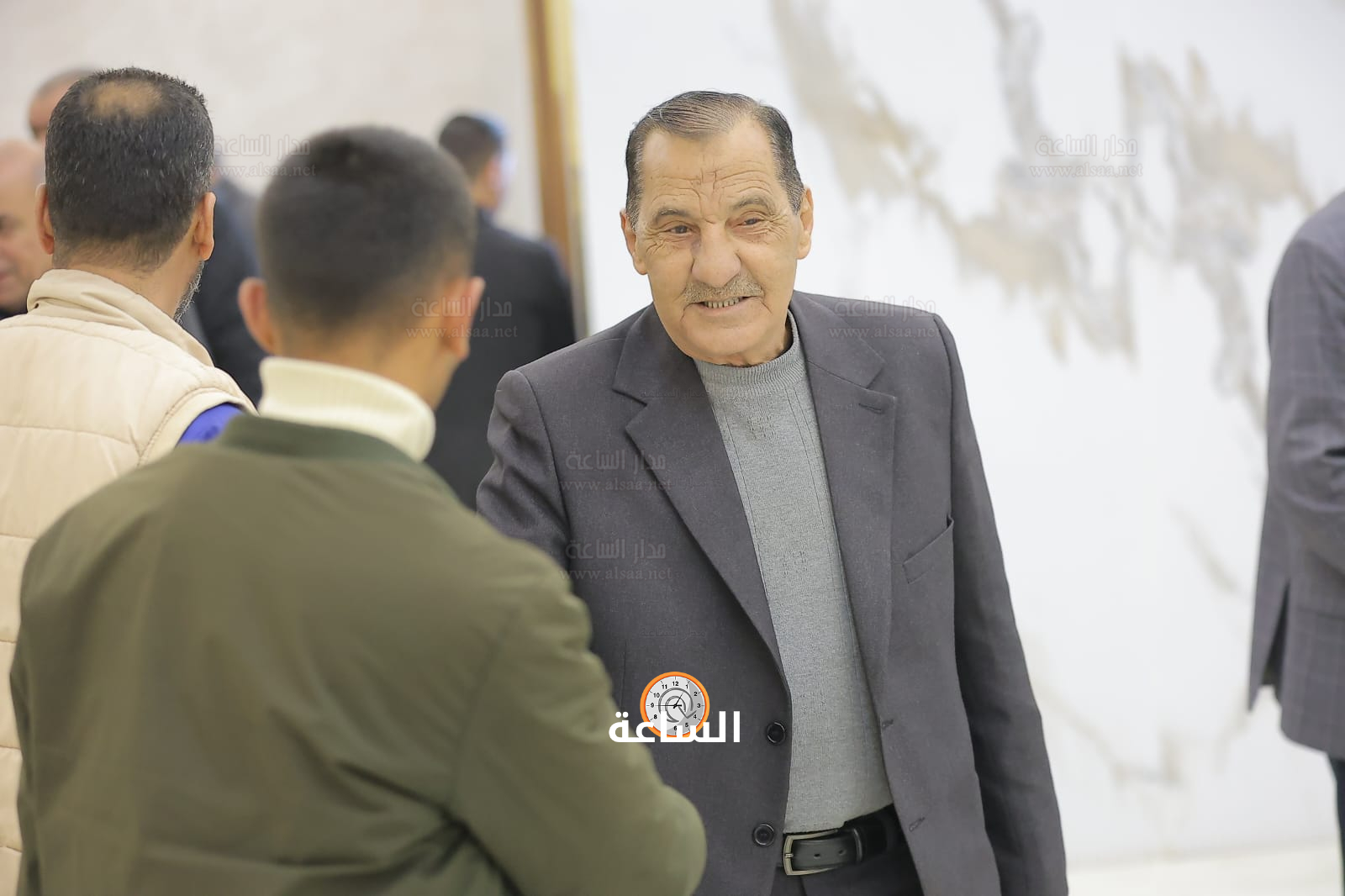 Madar Al-Saa Images 0.975166915100745