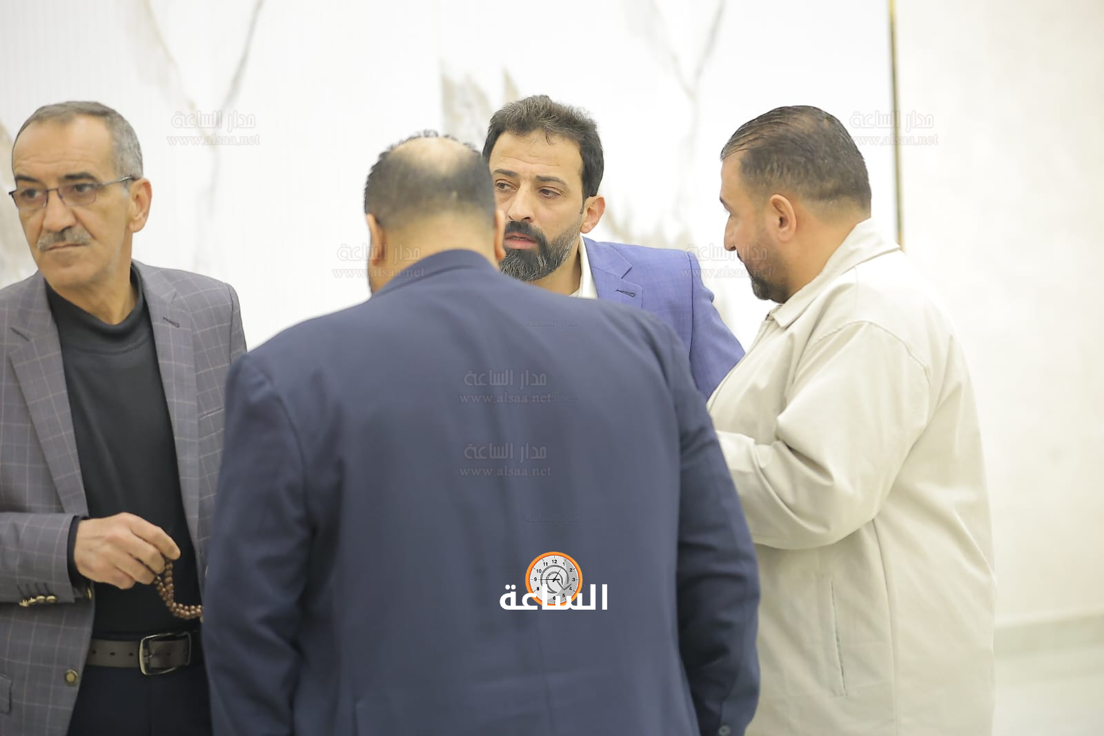 Madar Al-Saa Images 0.2997223612255342