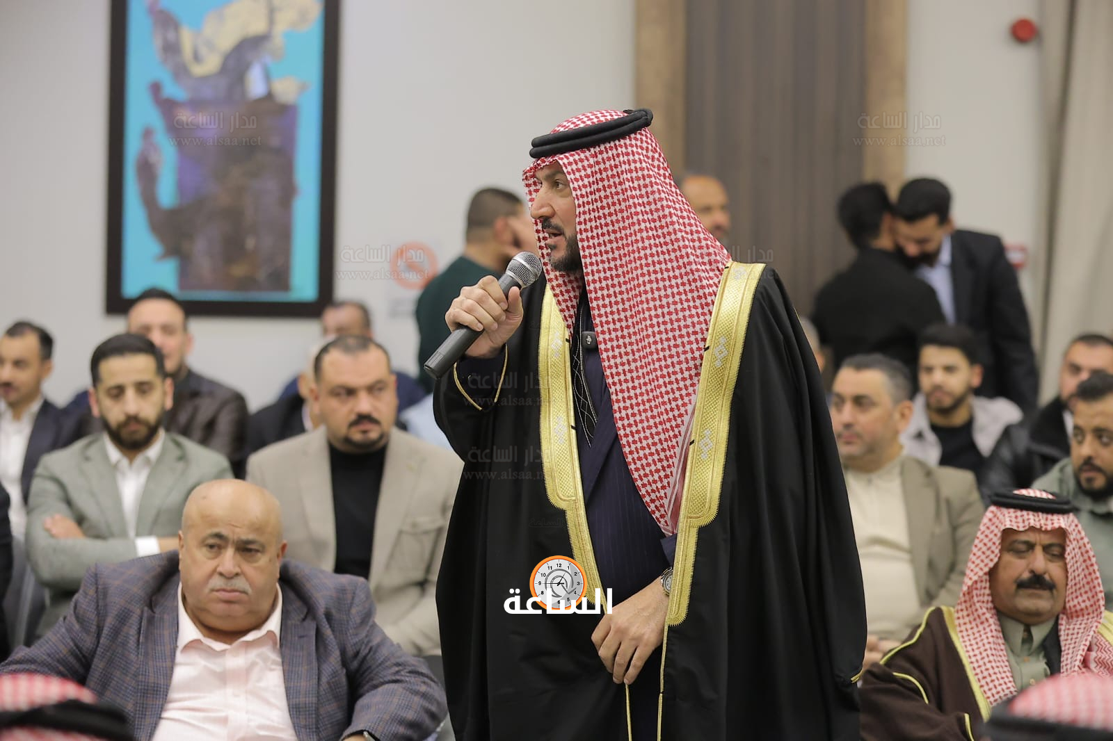 Madar Al-Saa Images 0.3893892325675159