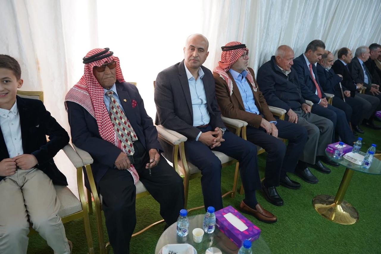 Madar Al-Saa Images 0.09202425453674112