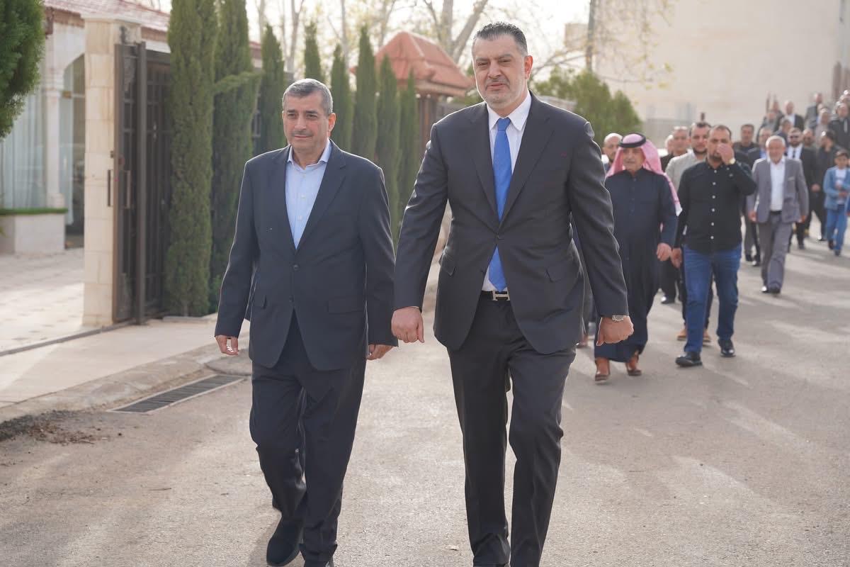 Madar Al-Saa Images 0.48758810856739265