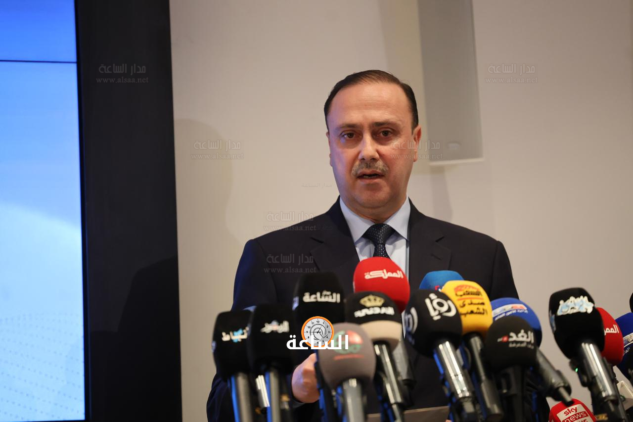 Madar Al-Saa Images 0.3171940664916657