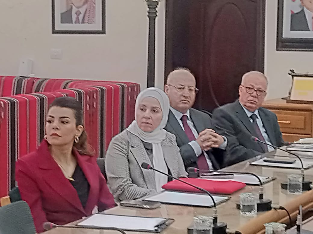 Madar Al-Saa Images 0.9237001371877709