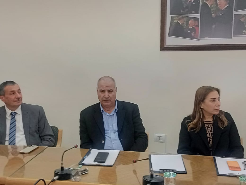 Madar Al-Saa Images 0.4663934137632125