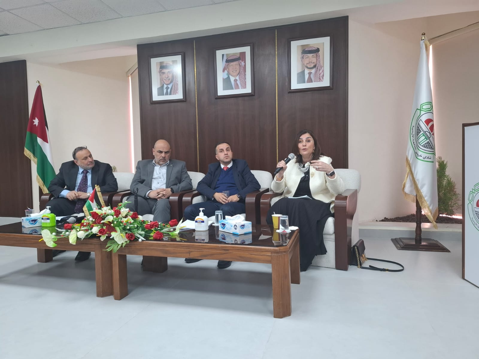 Madar Al-Saa Images 0.12483939489396689