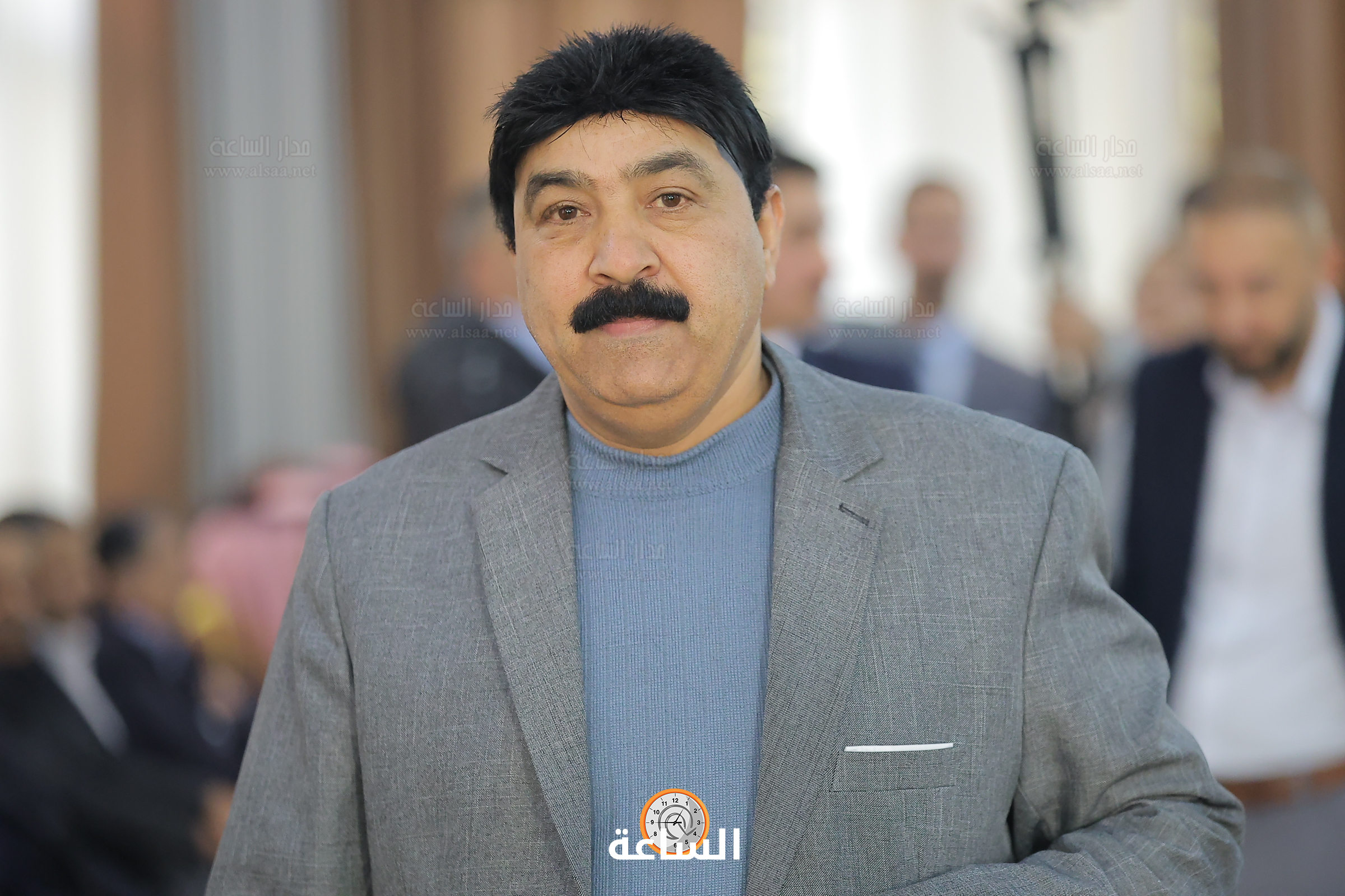 Madar Al-Saa Images 0.3826277119811885