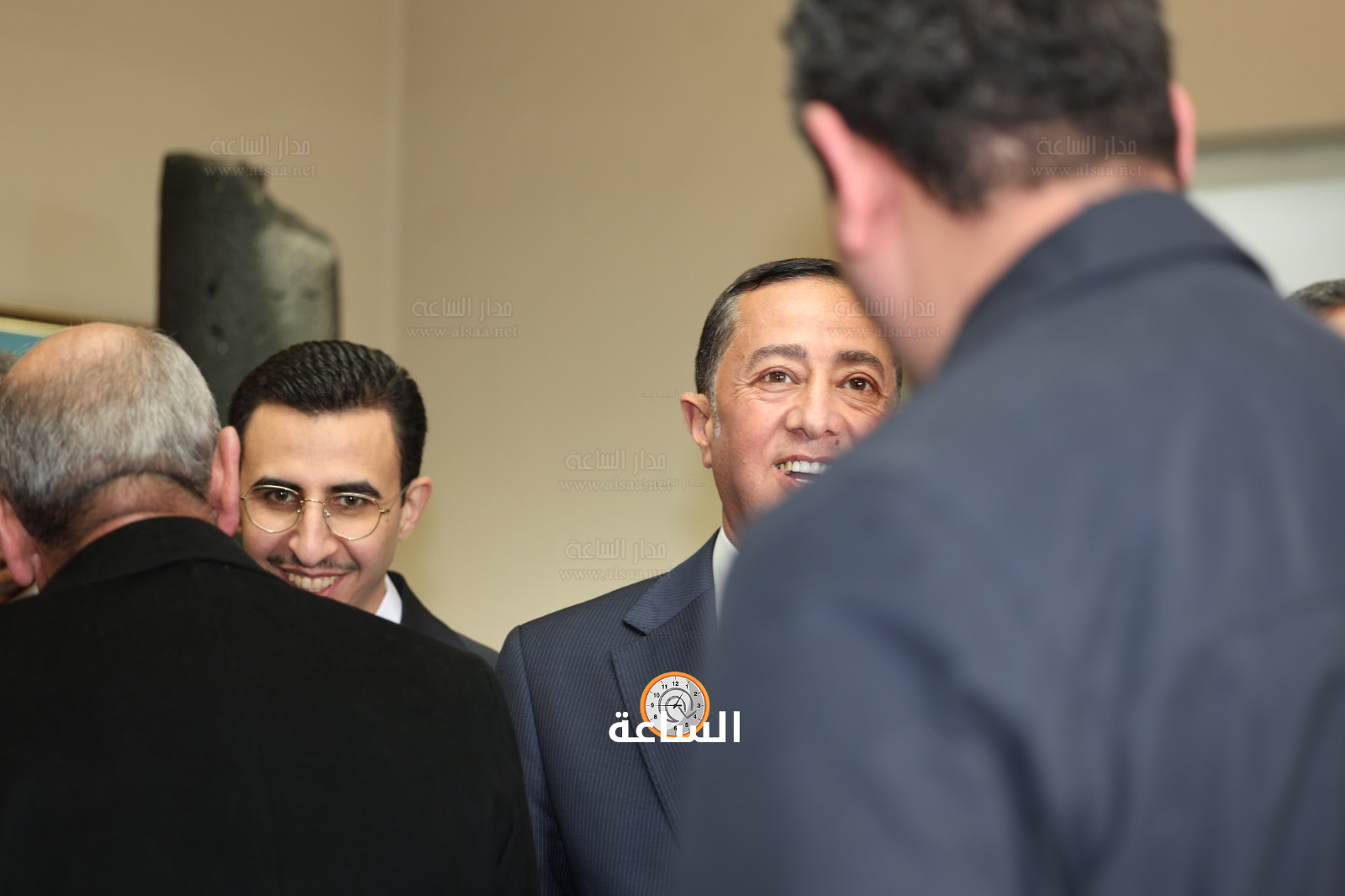 Madar Al-Saa Images 0.5323215297225822