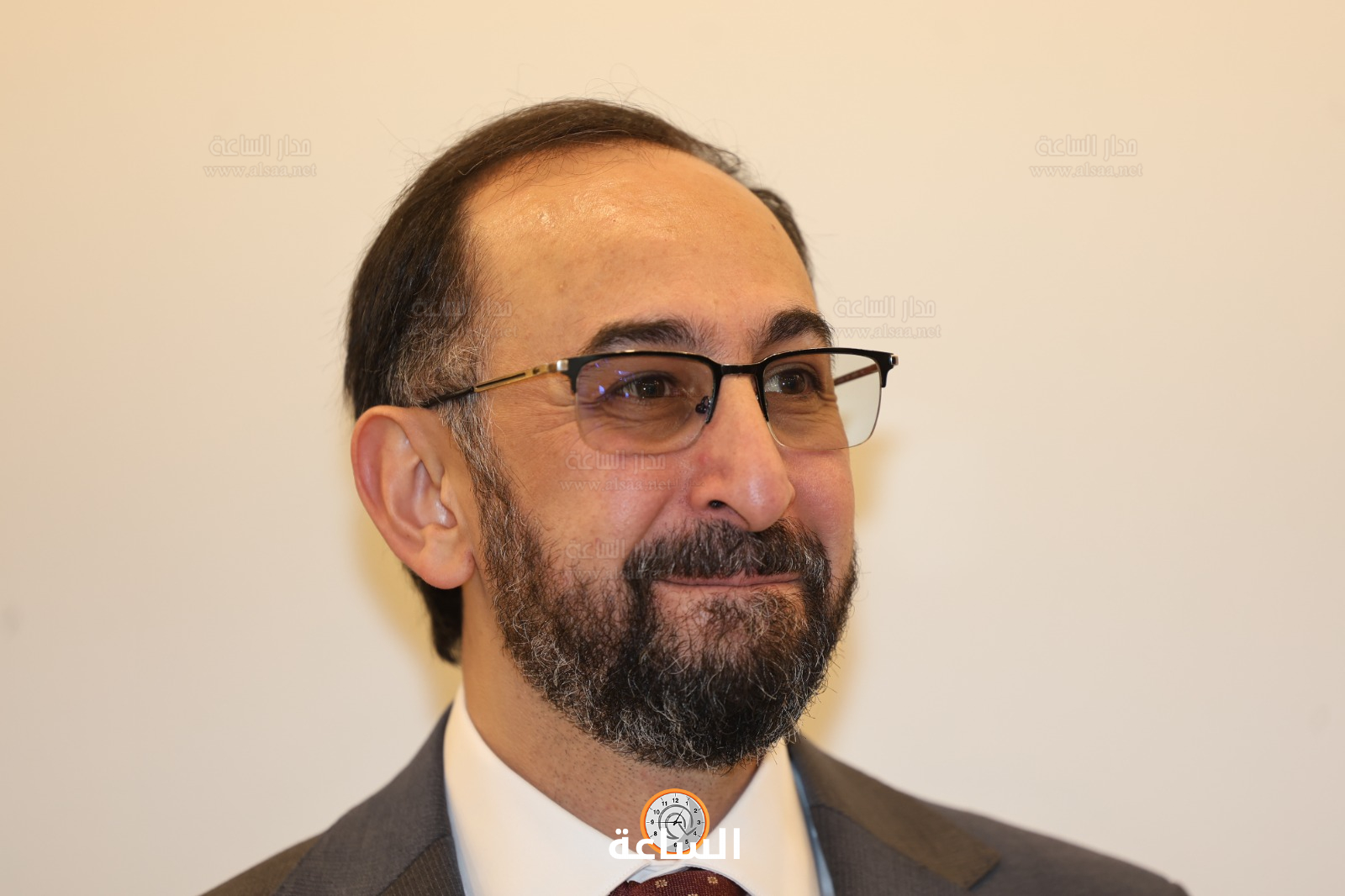 Madar Al-Saa Images 0.10378289346353697