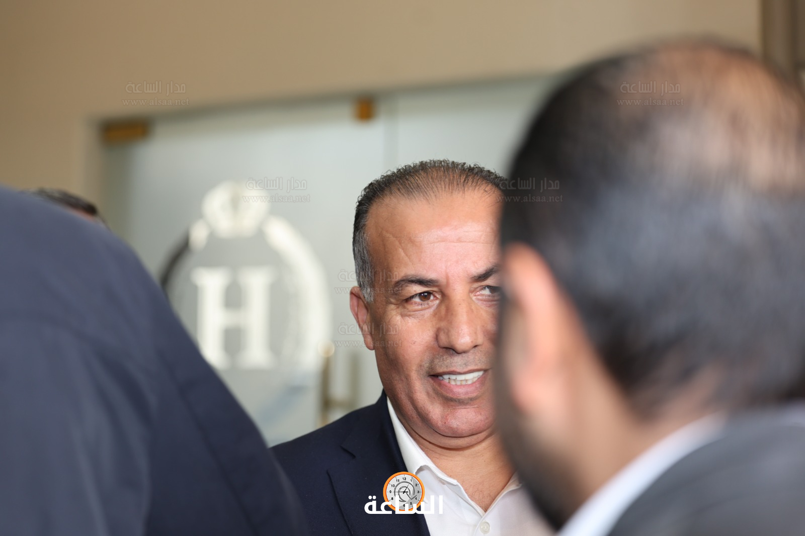 Madar Al-Saa Images 0.8798025665116967