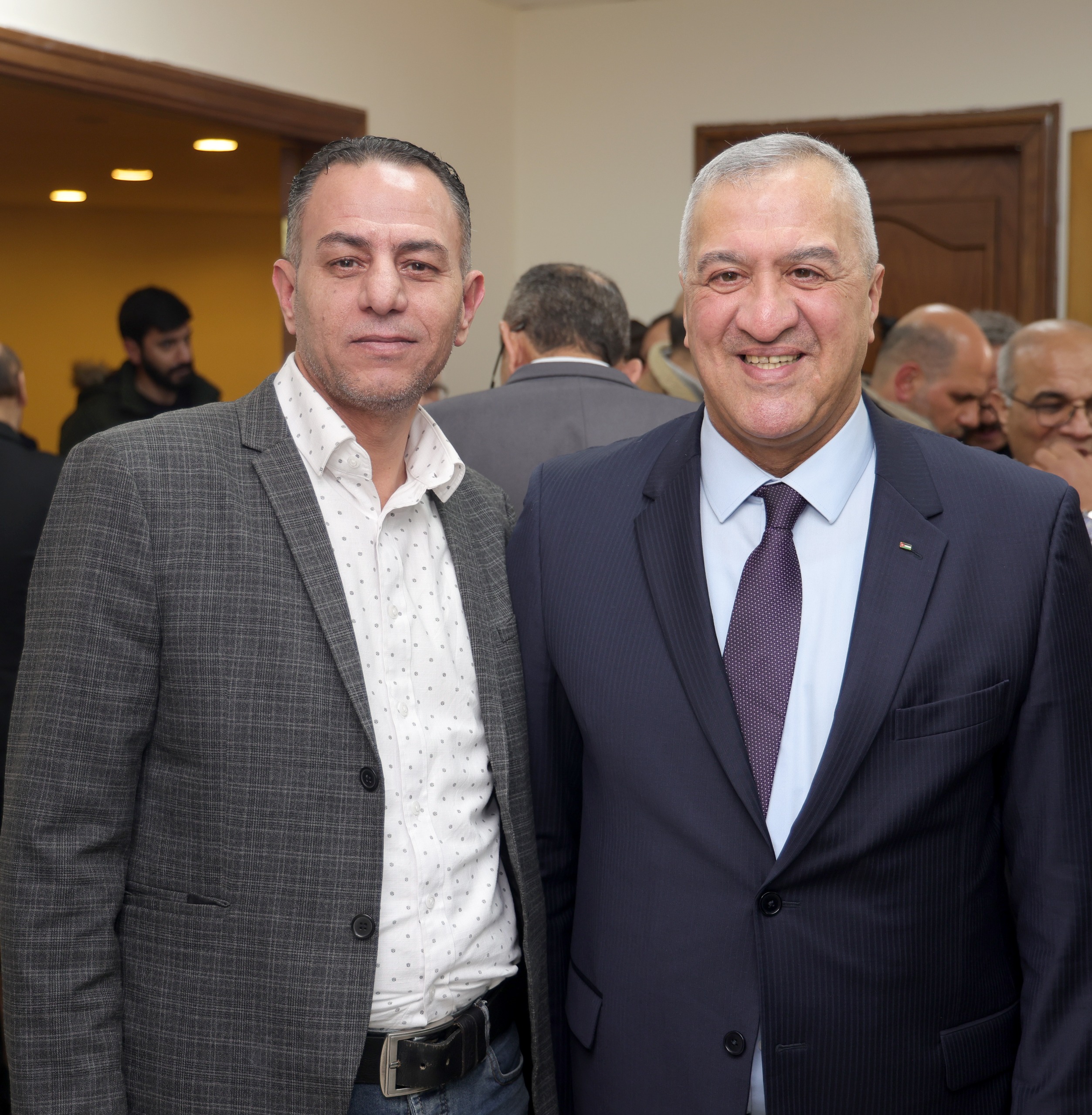 Madar Al-Saa Images 0.7808395492277405