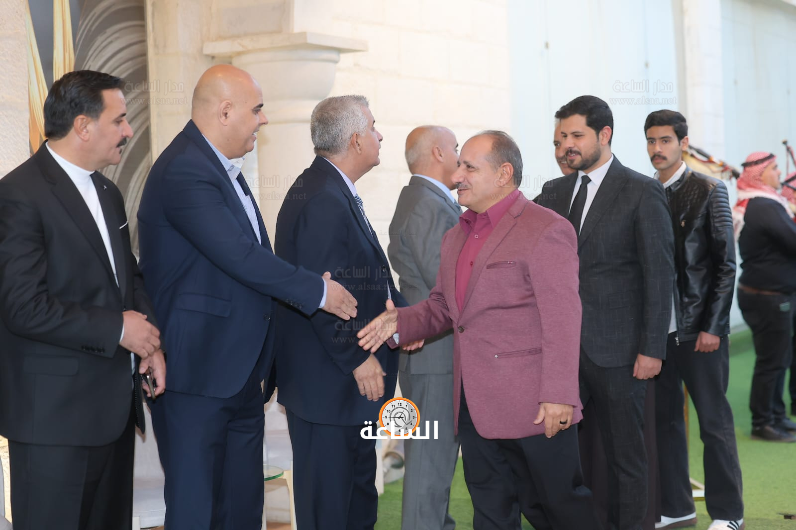 Madar Al-Saa Images 0.27327660387998887