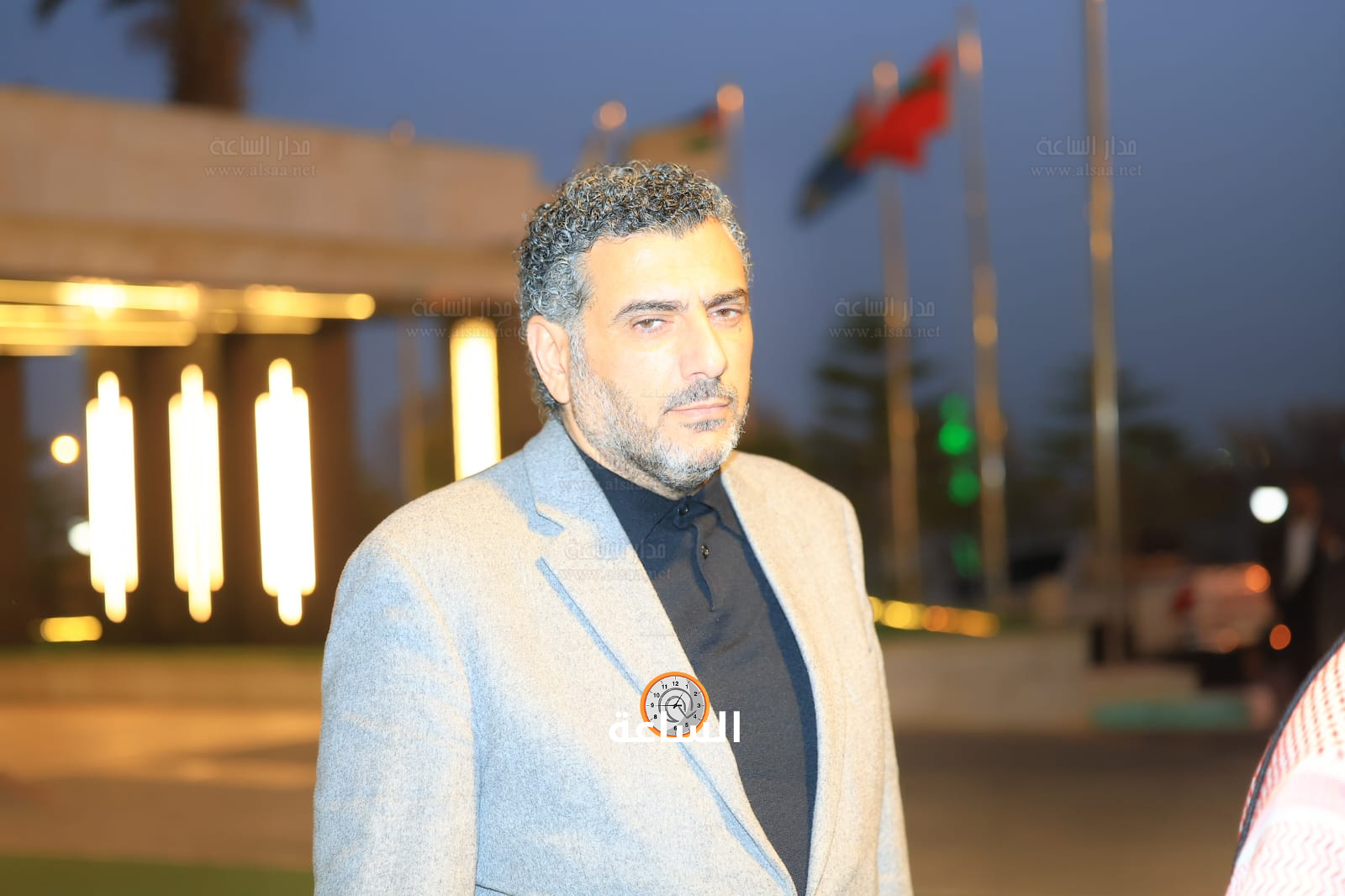 Madar Al-Saa Images 0.562478130554282