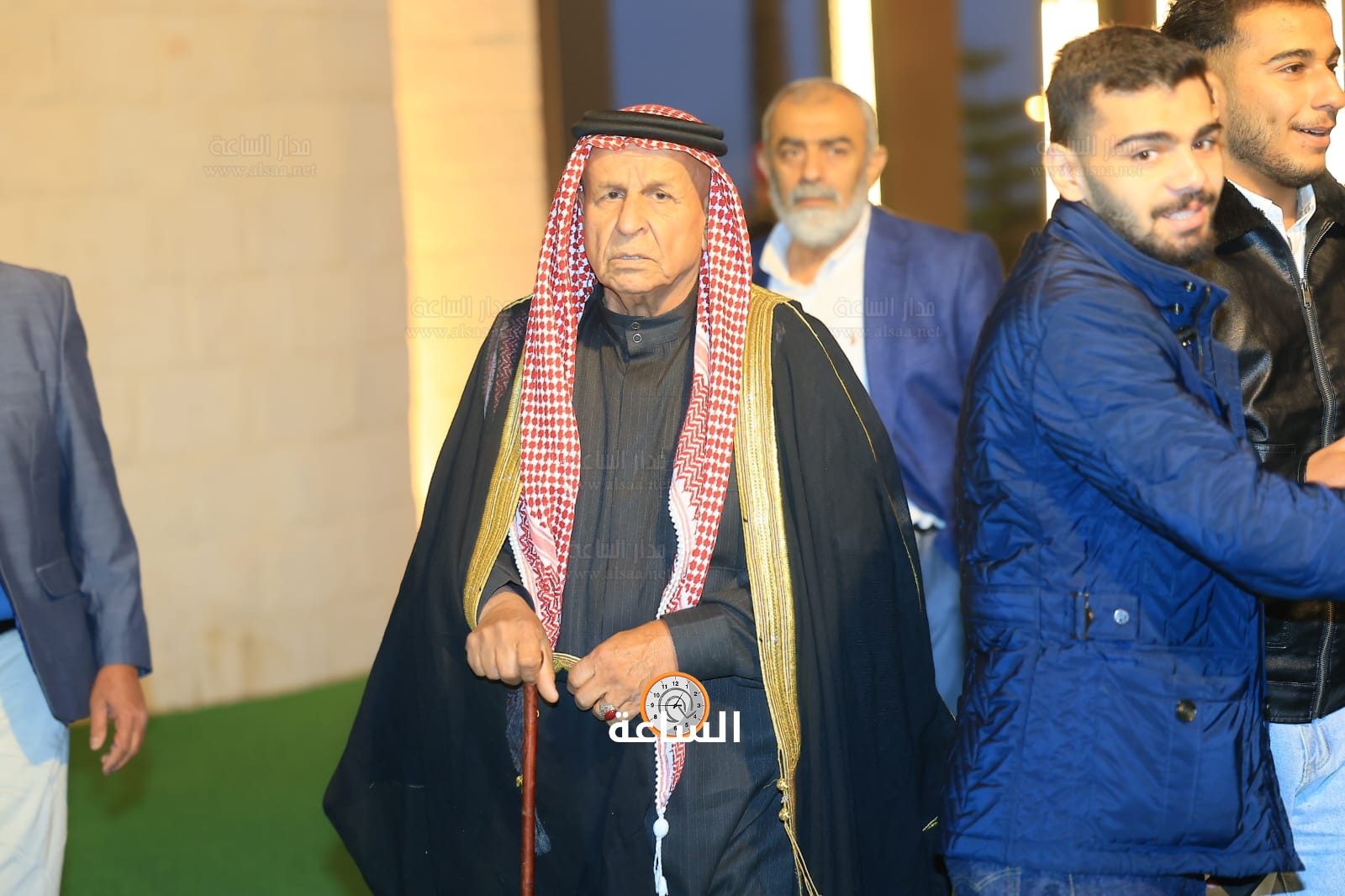 Madar Al-Saa Images 0.4866059591225391