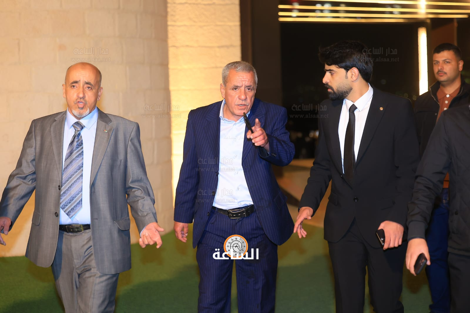 Madar Al-Saa Images 0.2936978408242312