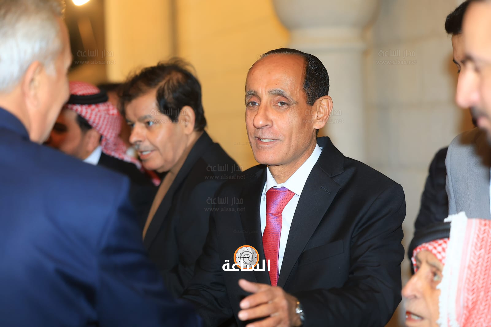 Madar Al-Saa Images 0.2967236707936224