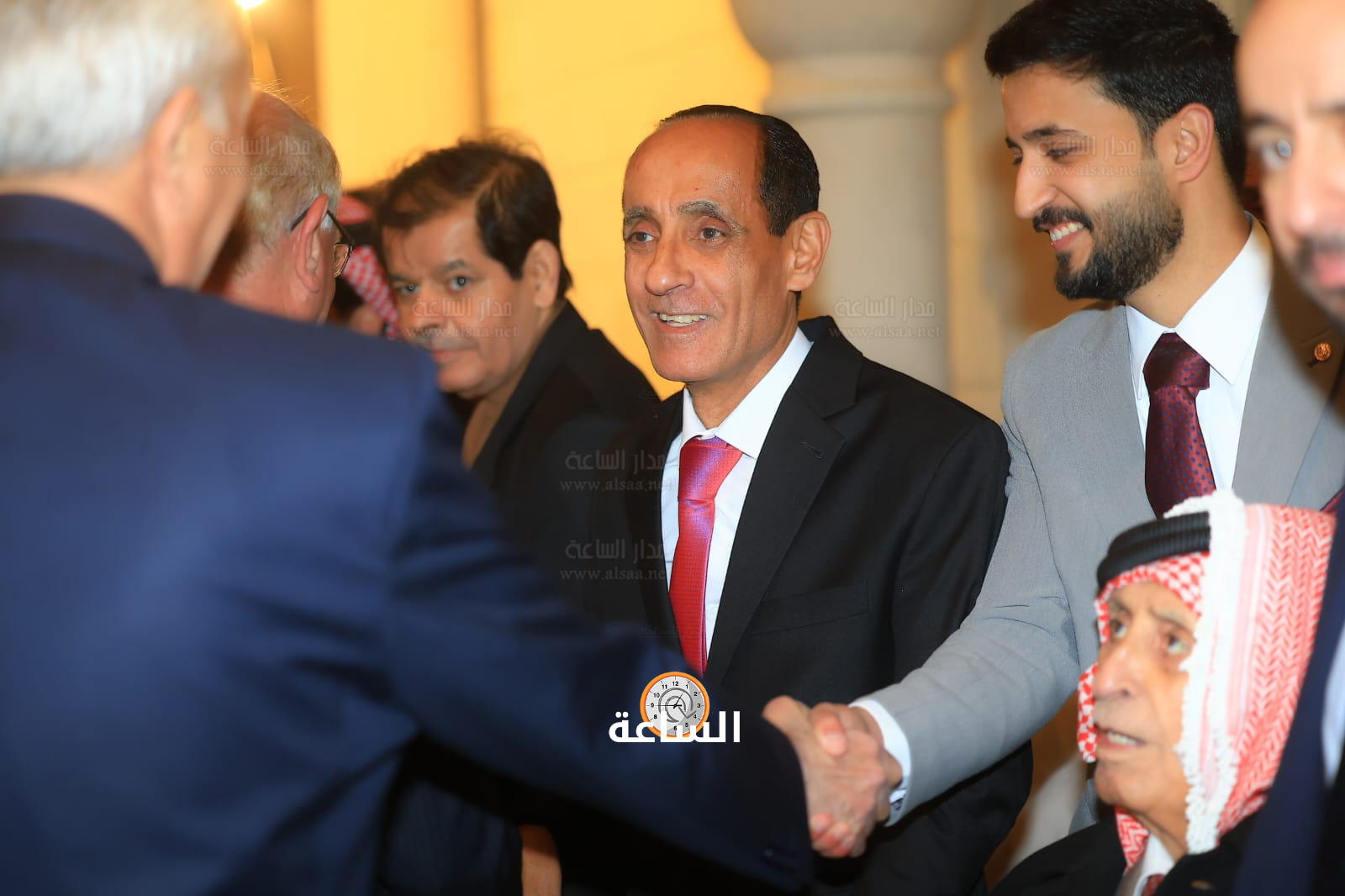 Madar Al-Saa Images 0.8257575733425202