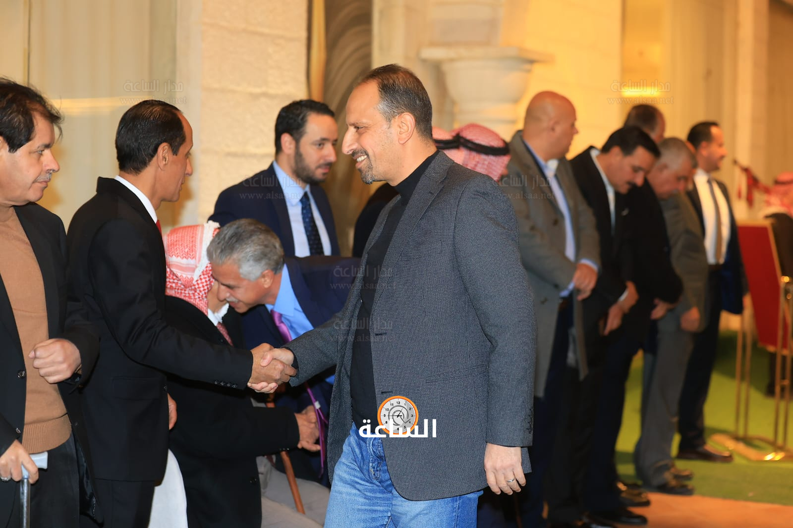 Madar Al-Saa Images 0.9852361213846352