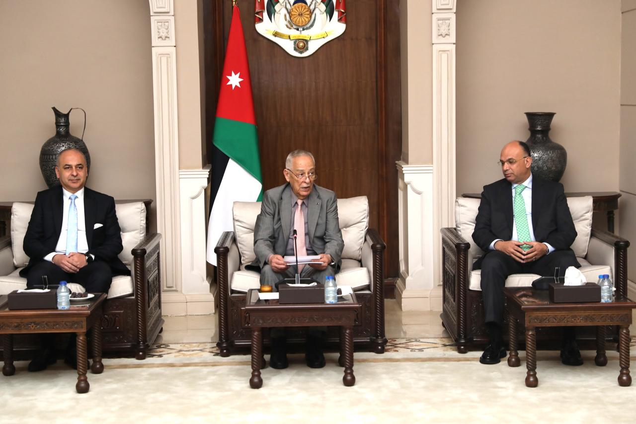 Madar Al-Saa Images 0.7999906752564808