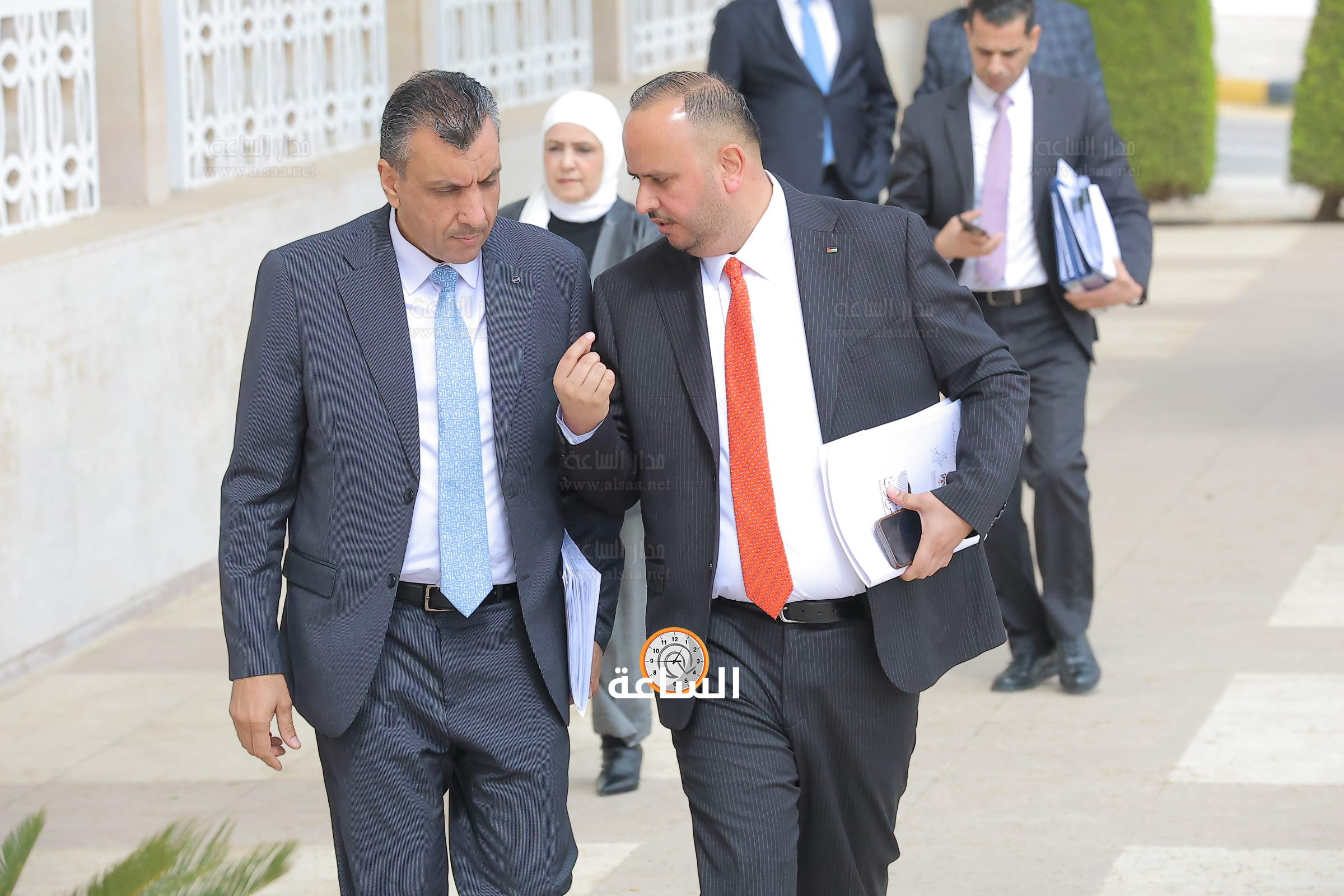 Madar Al-Saa Images 0.7444792654104523