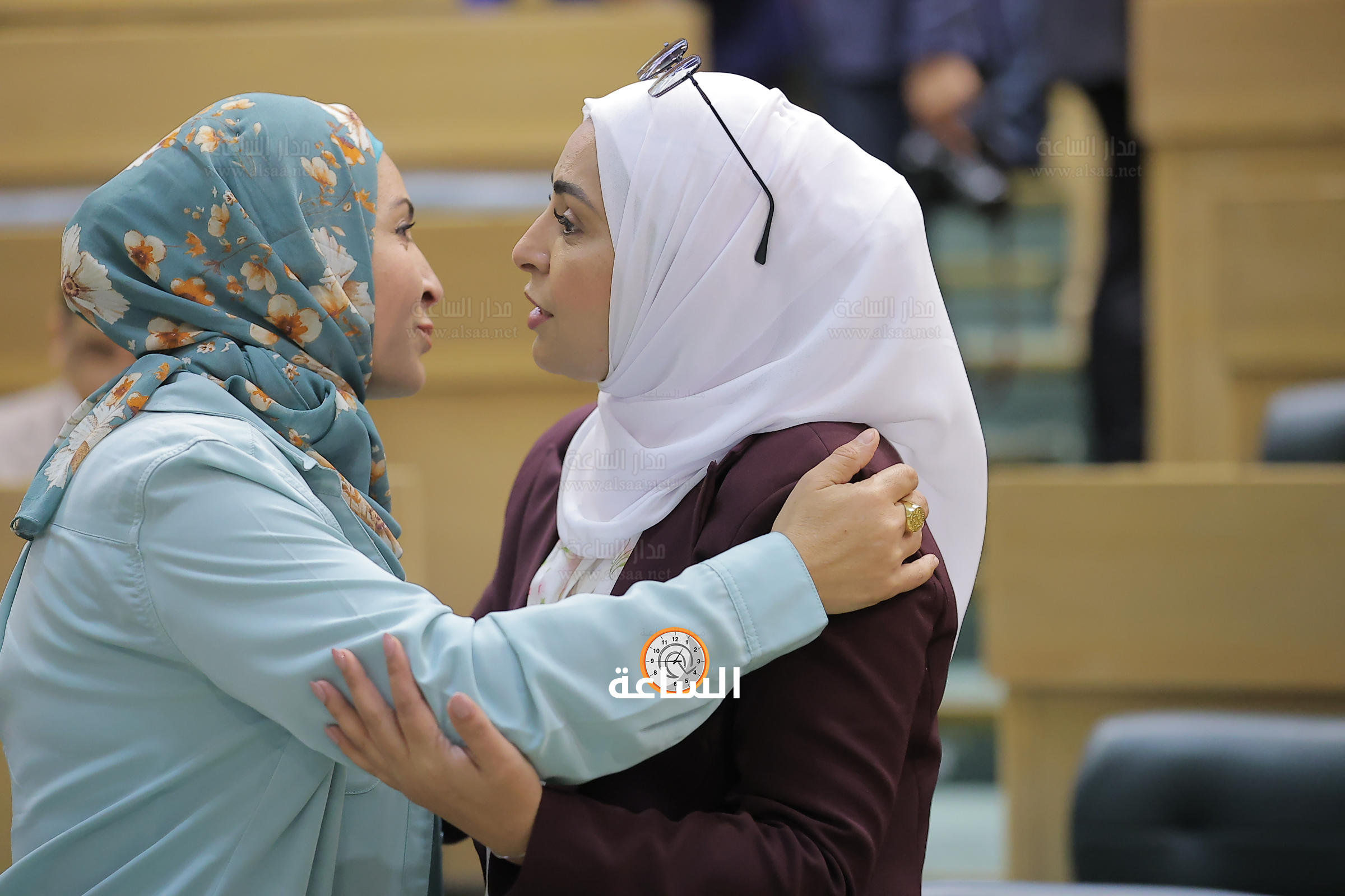 Madar Al-Saa Images 0.7713927012335643