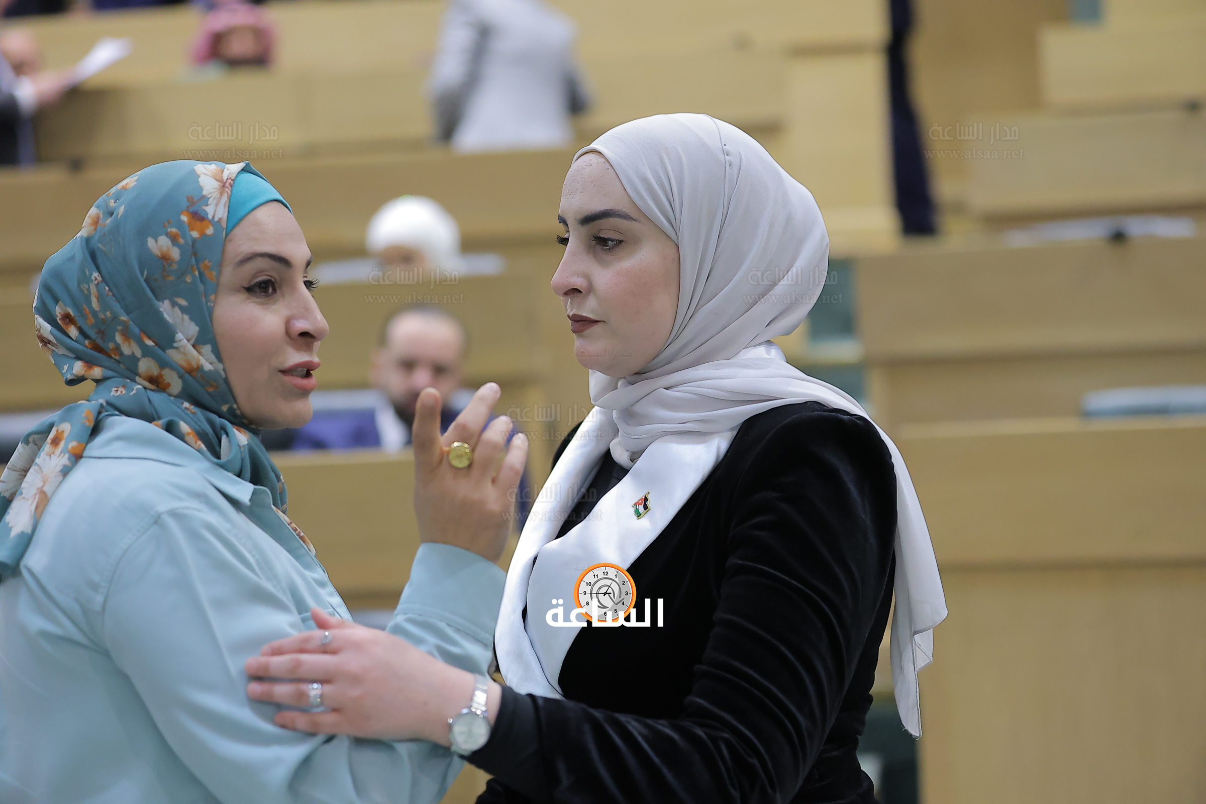 Madar Al-Saa Images 0.6255604772661614