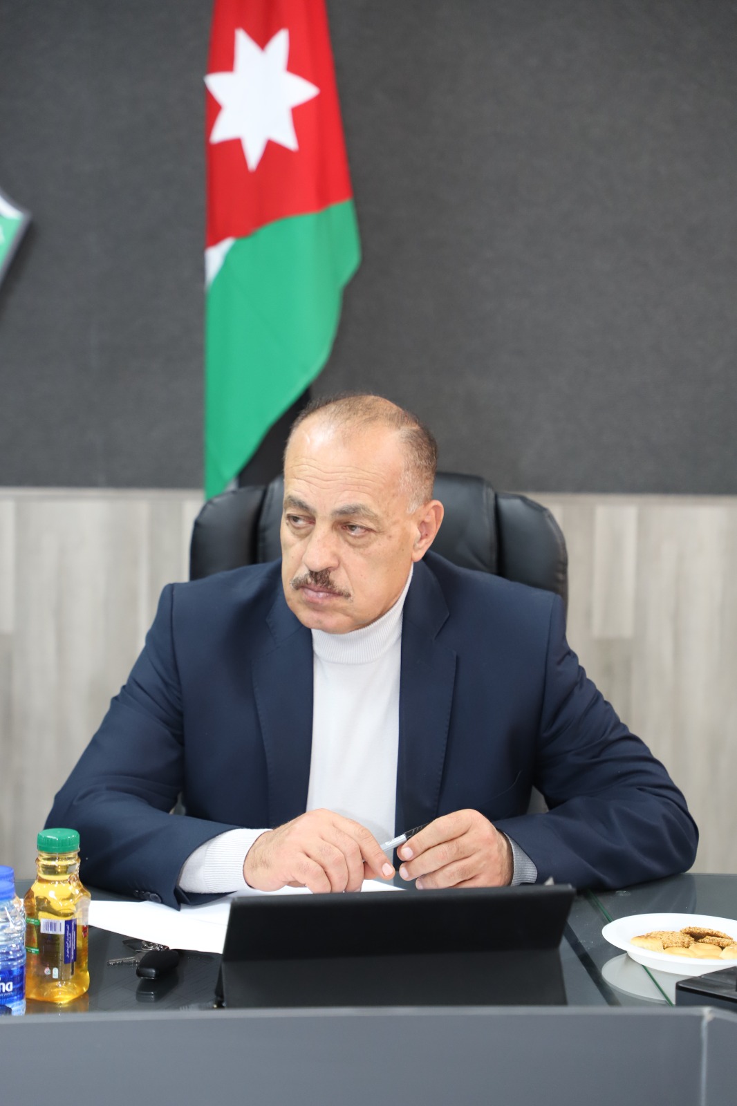 Madar Al-Saa Images 0.4033187819467665