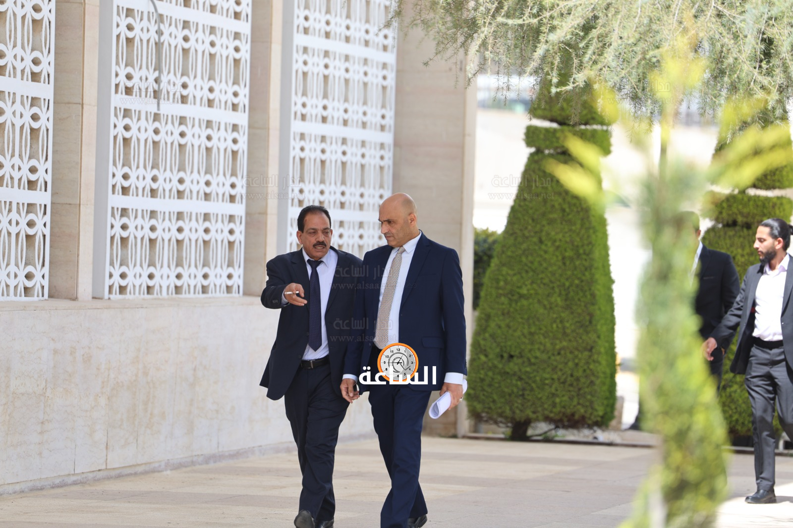 Madar Al-Saa Images 0.4303529564582331