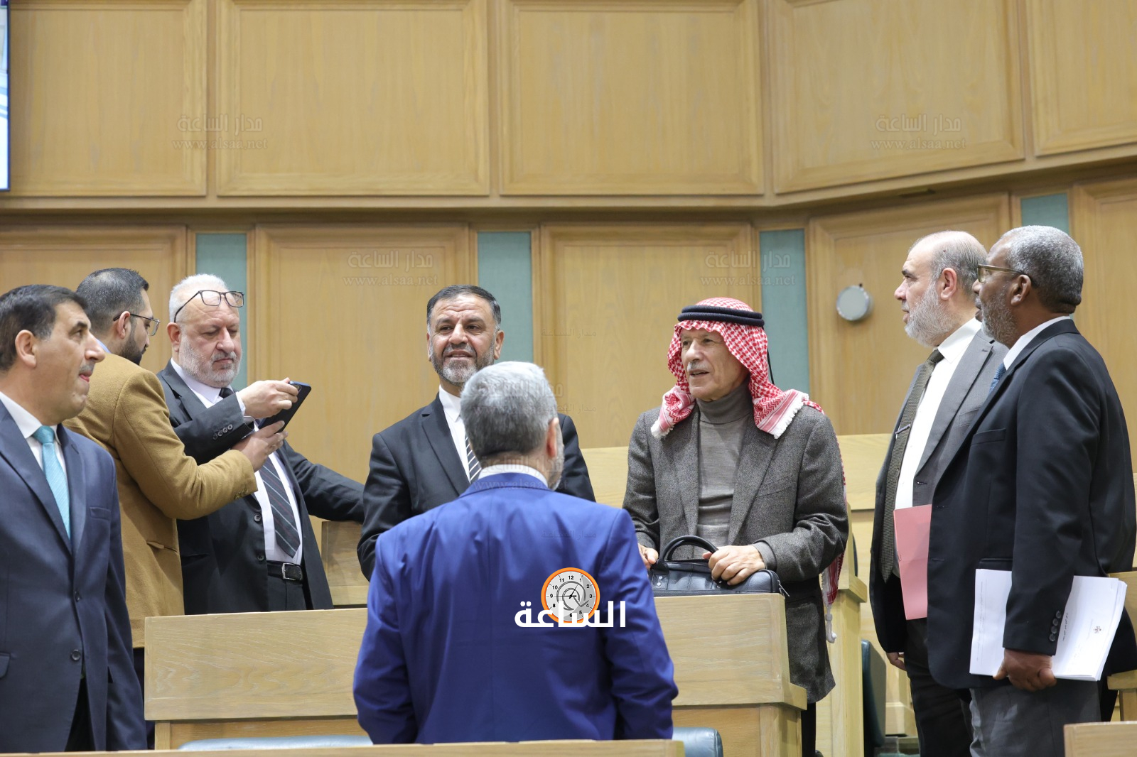 Madar Al-Saa Images 0.8851472390095739