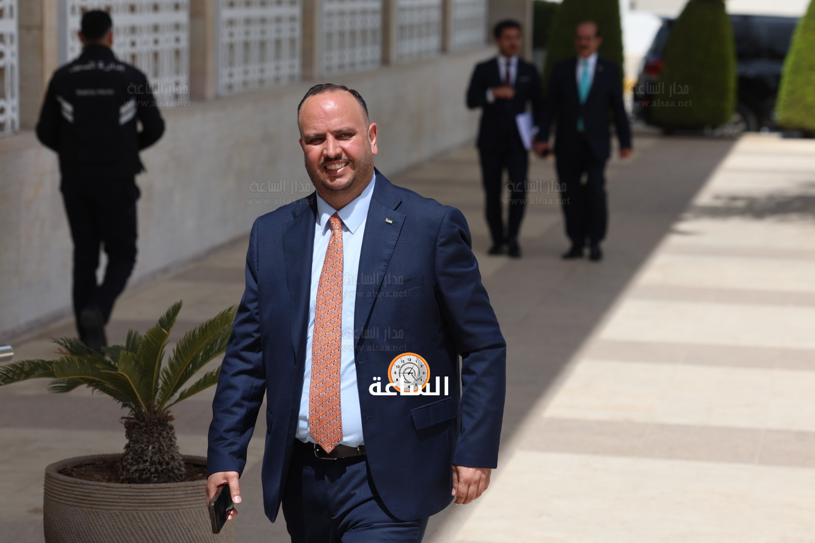 Madar Al-Saa Images 0.4411881479212745